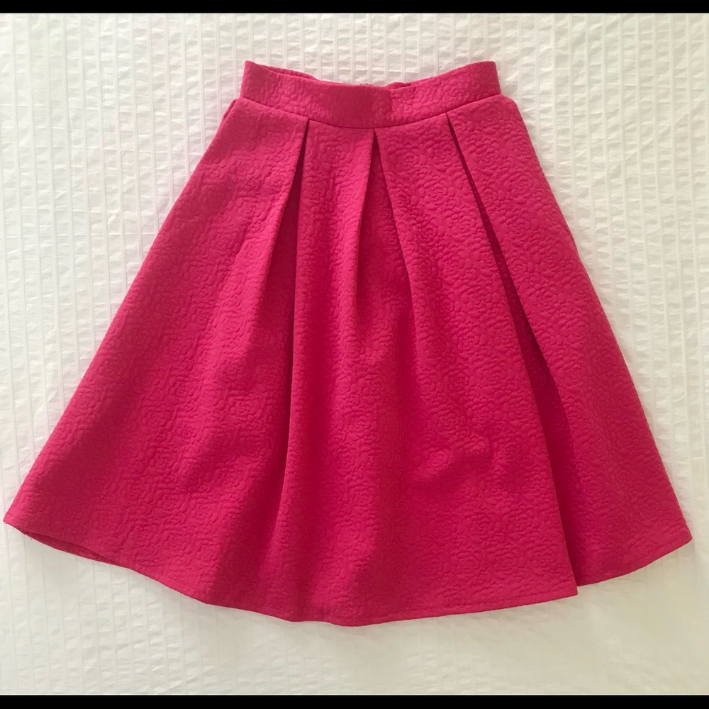 NWT! Chicwish hot pink floral skirt